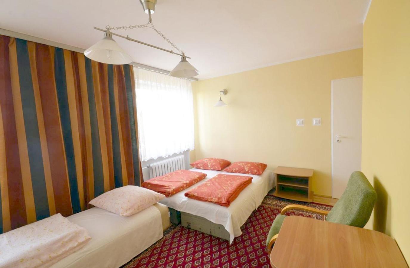Kwatery Helena Mielno Pokoje Goscinne Room photo